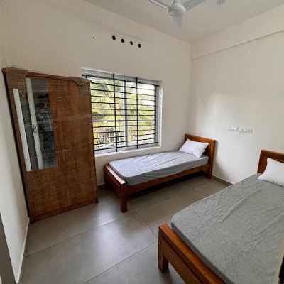 StayCo Men's PG Near Infopark, Kakkanad