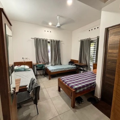 StayCo Men's PG Near Infopark, Kakkanad