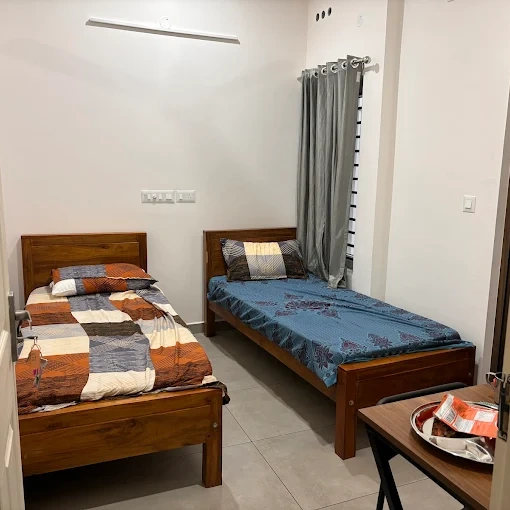 StayCo Men's PG Near Infopark, Kakkanad
