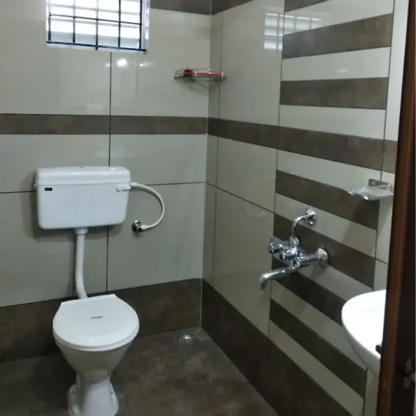 Feel Home Ladies Hostel Kakkanad | Women's PG near Infopark Kochi