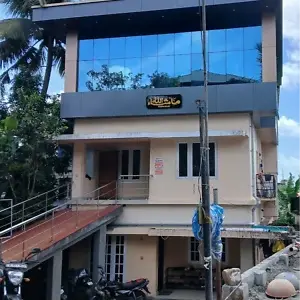 Basith Gents Hostel Kakkanad | Men's PG near Kusumagiri Hospital