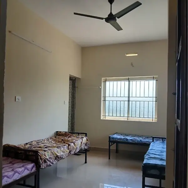 Basith Gents Hostel Kakkanad | Men's PG near Kusumagiri Hospital