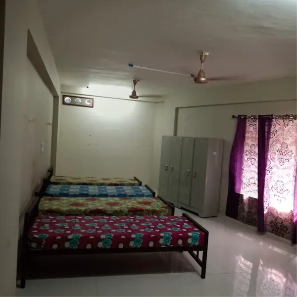 Chandrika Homes Boys Hostel Kakkanad – Men's PG Near CSEZ & Infopark