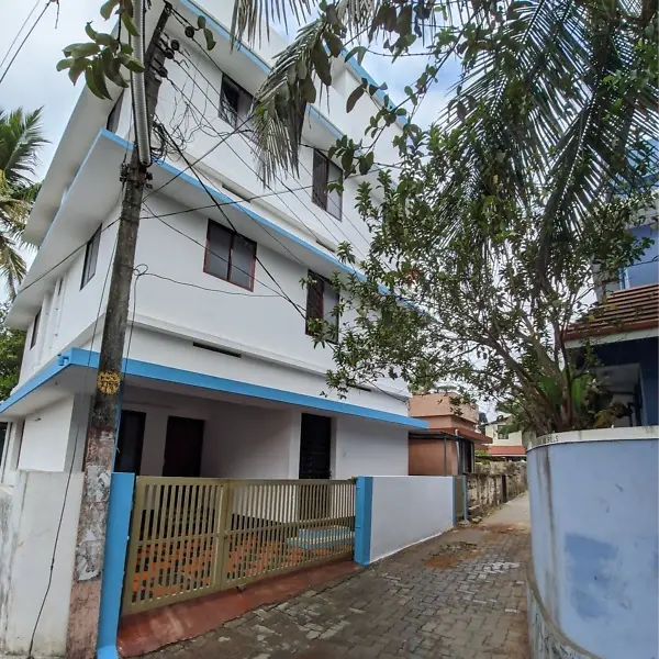 Meera Nivas Home Stay Kakkanad – Affordable PG Near Infopark