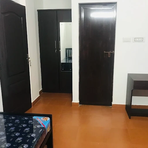 Planet Men's Hostel Kakkanad – Men's PG Near Infopark